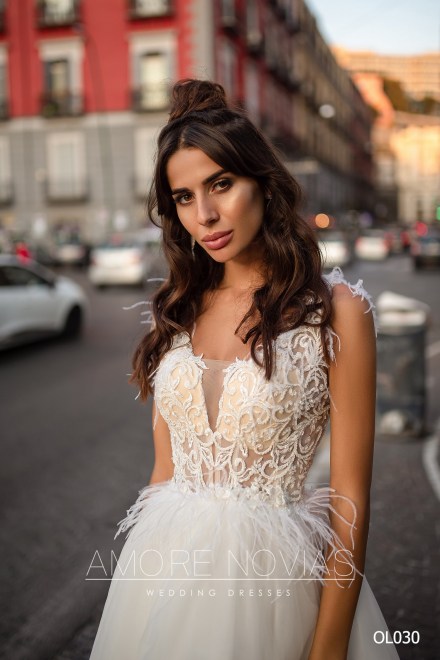 https://amore-novias.com/images/stories/virtuemart/product/OL030       (2).jpg